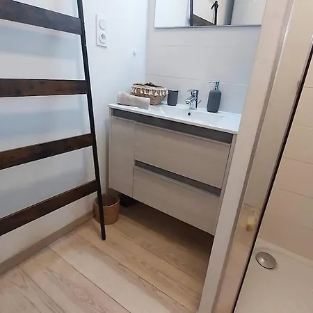 Cozy With Garden شقة *